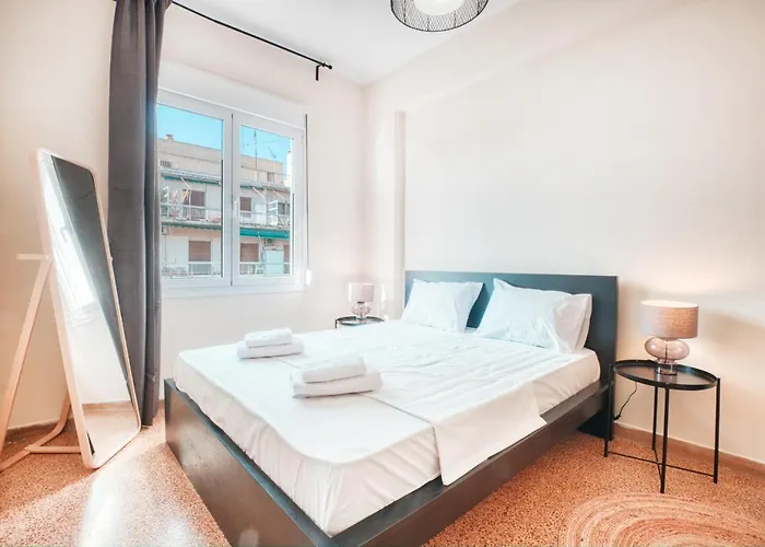 Koukaki Apartment
