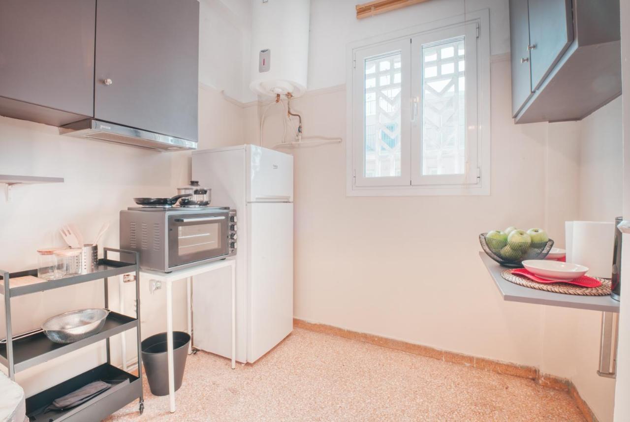 Koukaki Apartment